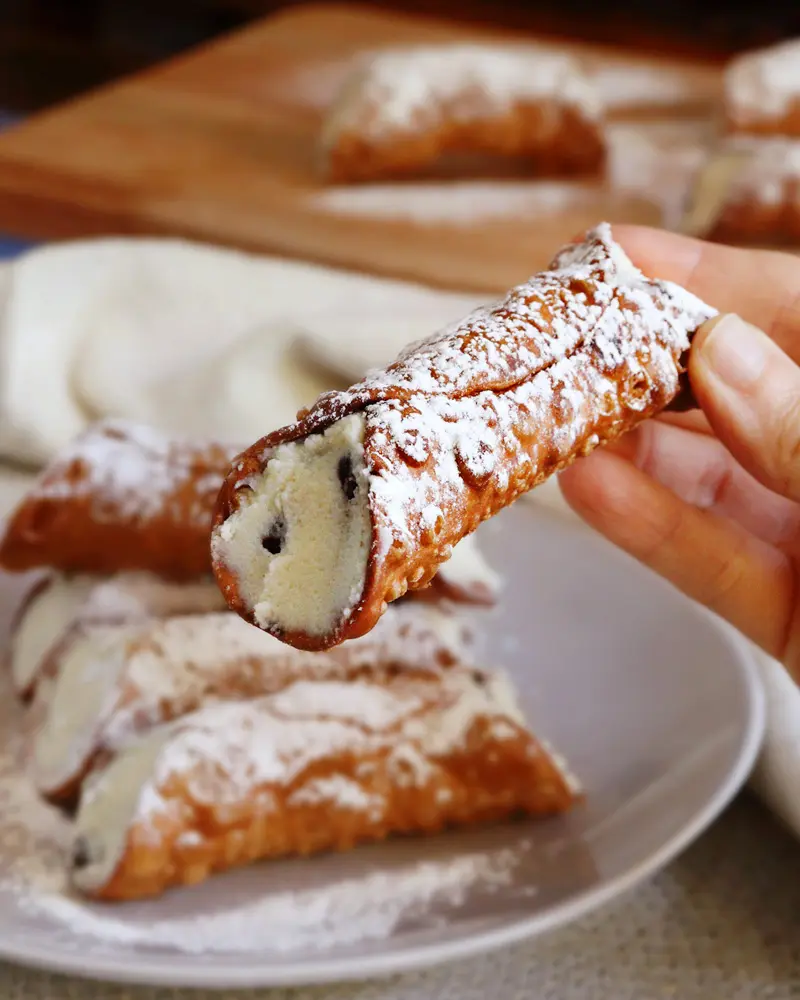 el cannolo siciliano el cannolo siciliano
